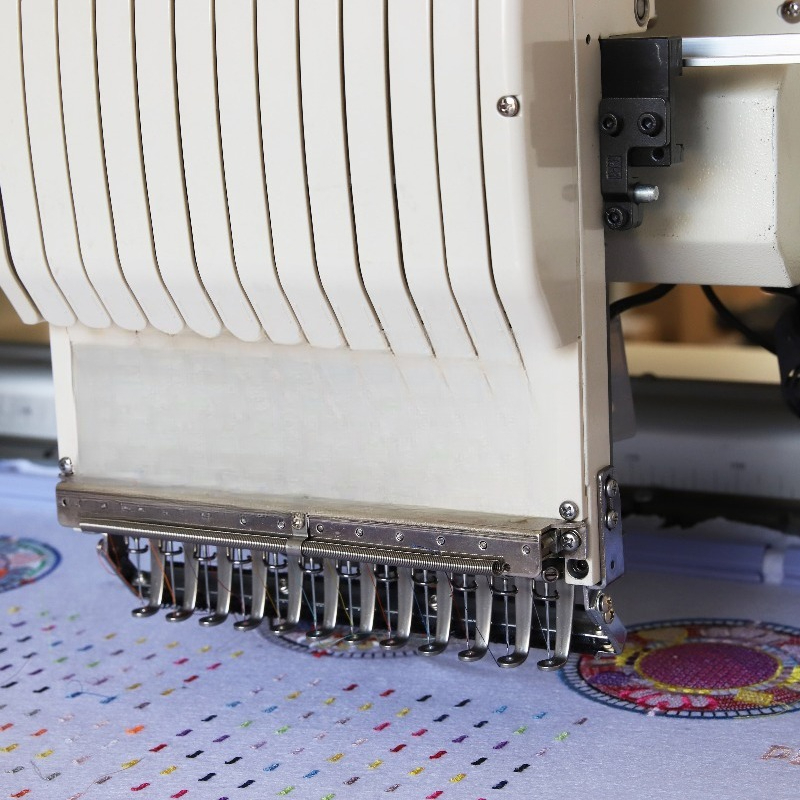 Sewing Machine For Textile - Máquina de Coser y Bordar Industrial