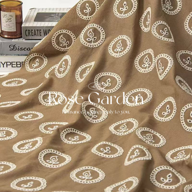 Tela Floral Bordada con Puntad - Sewing Fabric reseña y precio
